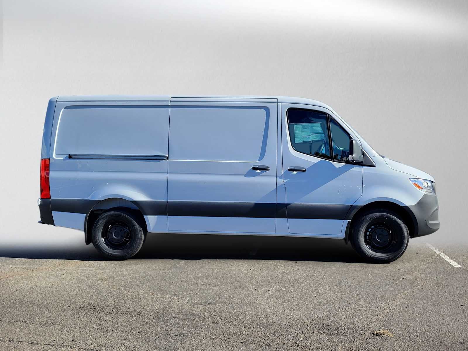 2026 Mercedes-Benz Sprinter Cargo 2500 Standard Roof I4 Diesel 144 RWD