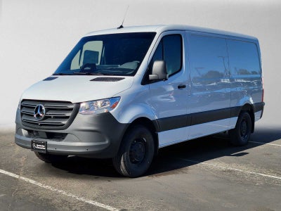 2026 Mercedes-Benz Sprinter Cargo 2500 Standard Roof I4 Diesel 144 RWD