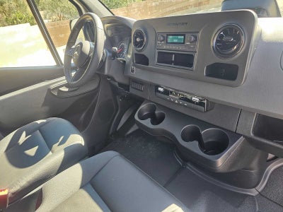 2026 Mercedes-Benz Sprinter 2500 Standard Roof I4 Diesel 144 RWD