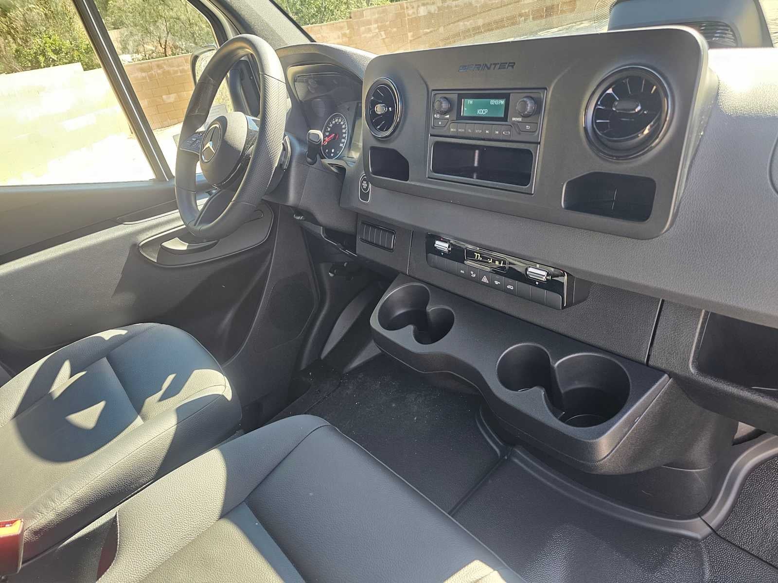 2026 Mercedes-Benz Sprinter 2500 Standard Roof I4 Diesel 144 RWD