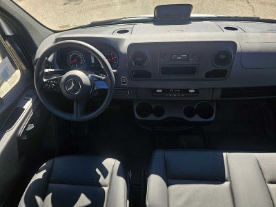 2026 Mercedes-Benz Sprinter 2500 Standard Roof I4 Diesel 144 RWD