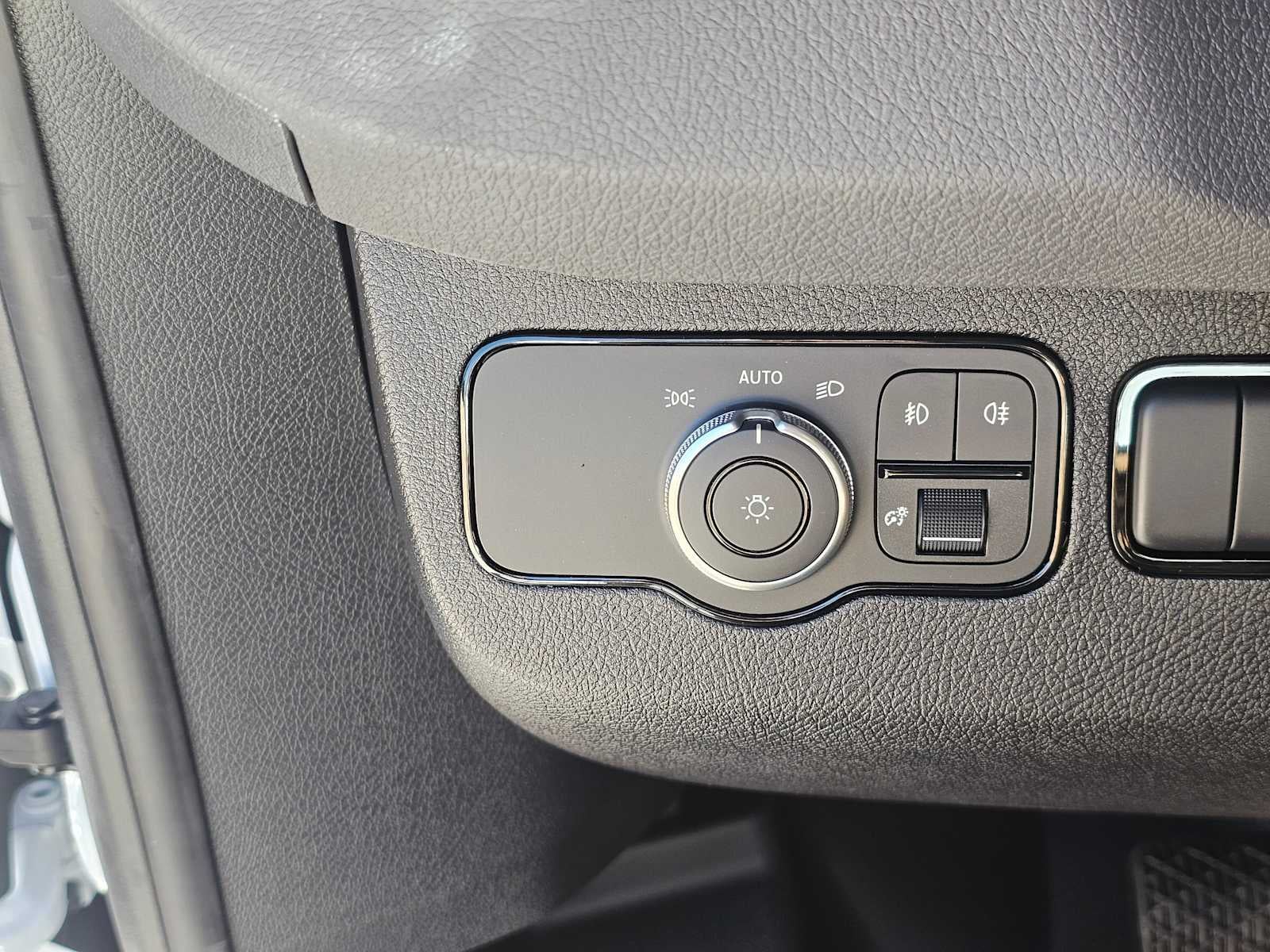 2026 Mercedes-Benz Sprinter 2500 Standard Roof I4 Diesel 144 RWD