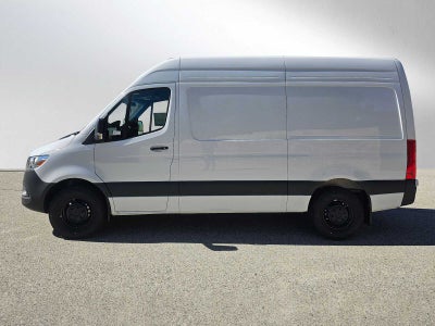 2026 Mercedes-Benz Sprinter 2500 Standard Roof I4 Diesel 144 RWD