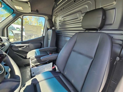 2026 Mercedes-Benz Sprinter 2500 Standard Roof I4 Diesel 144 RWD