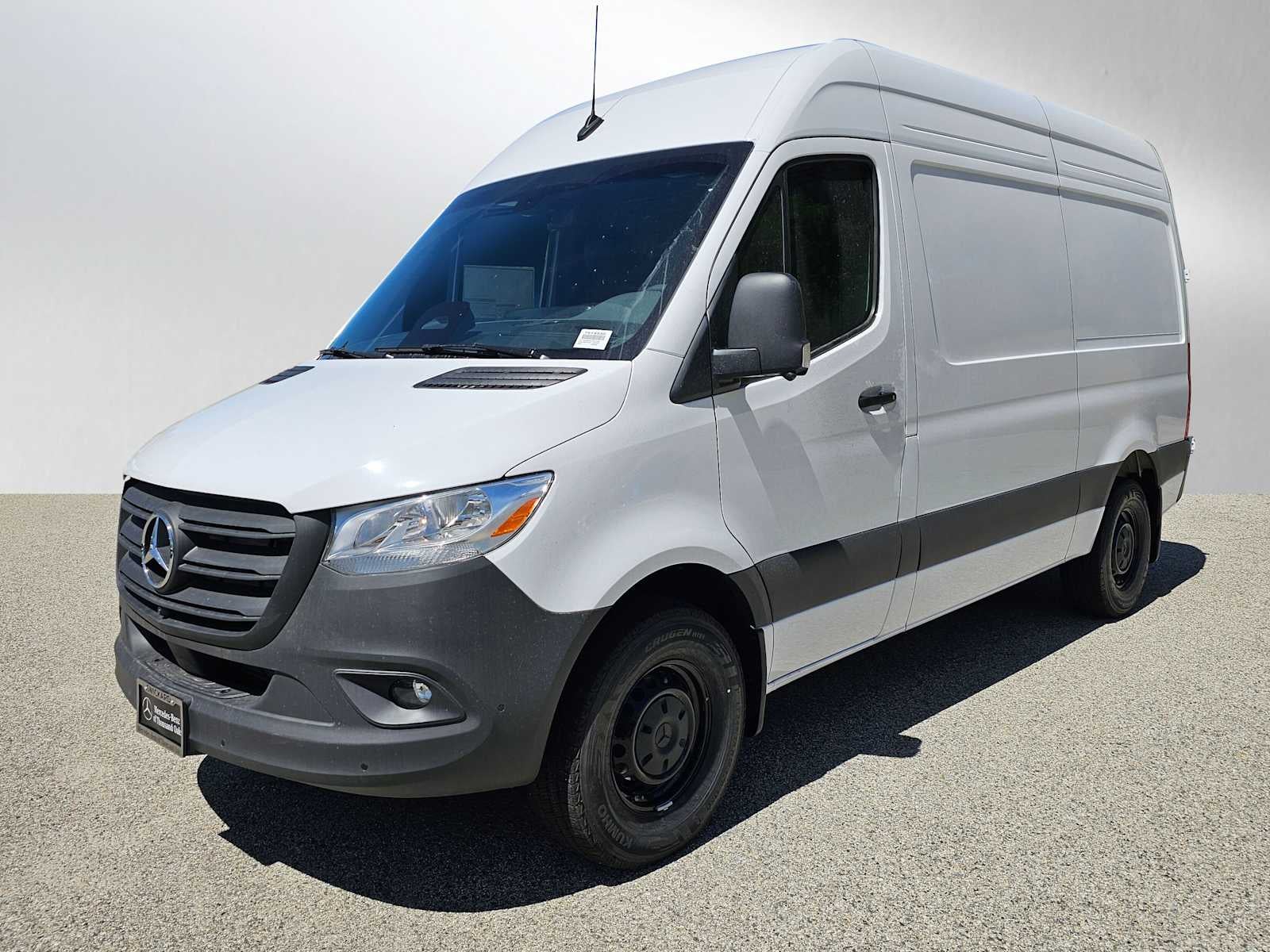 2026 Mercedes-Benz Sprinter 2500 Standard Roof I4 Diesel 144 RWD