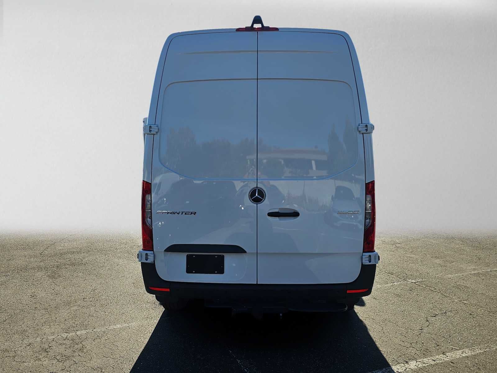2026 Mercedes-Benz Sprinter Cargo 2500 Standard Roof I4 Diesel 144 RWD