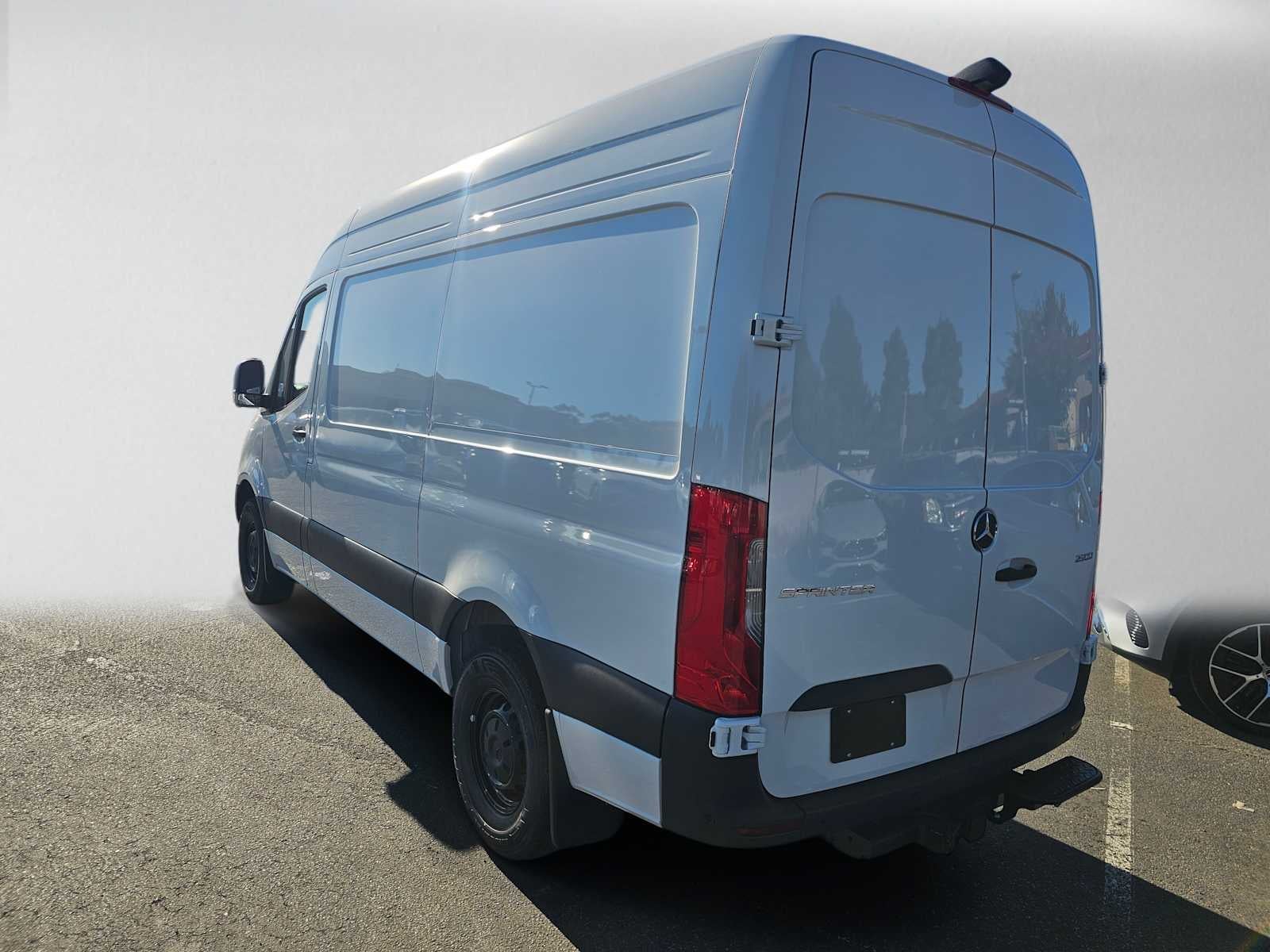 2026 Mercedes-Benz Sprinter Cargo 2500 Standard Roof I4 Diesel 144 RWD