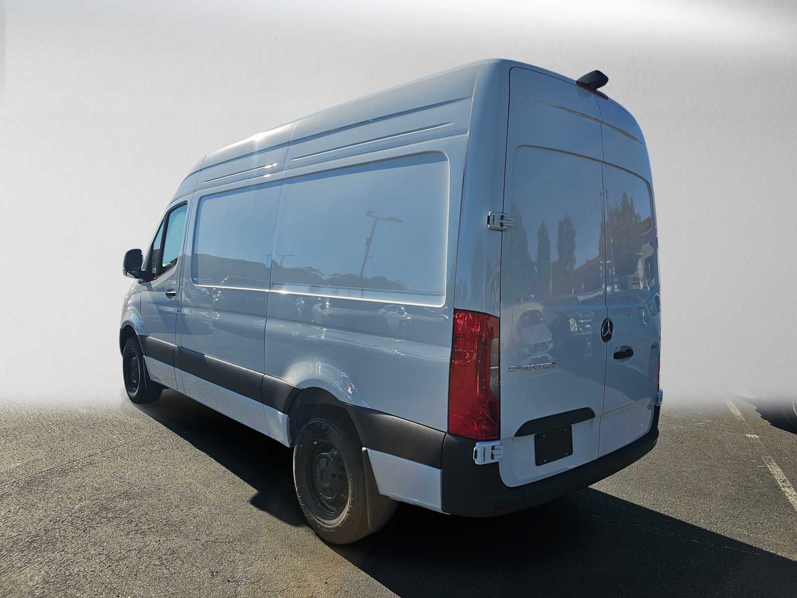 2026 Mercedes-Benz Sprinter Cargo 2500 Standard Roof I4 Diesel 144 RWD