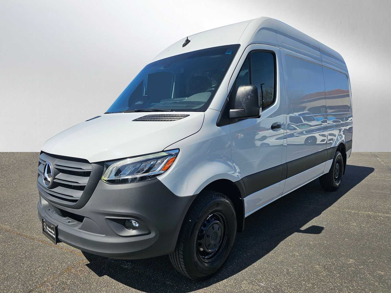 2025 Mercedes-Benz Sprinter Cargo Van 2500 Standard Roof I4 Diesel HO 144 RWD