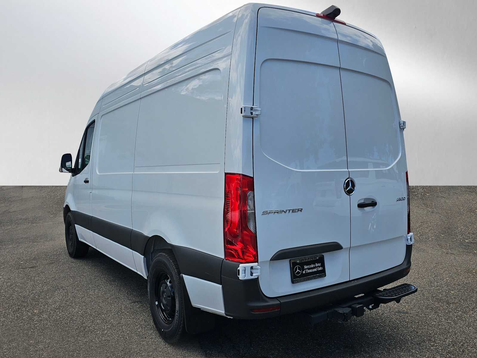 2025 Mercedes-Benz Sprinter Cargo Van 2500 Standard Roof I4 Diesel HO 144 RWD