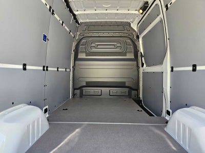 2025 Mercedes-Benz Sprinter Cargo Van 2500 Standard Roof I4 Diesel HO 144 RWD