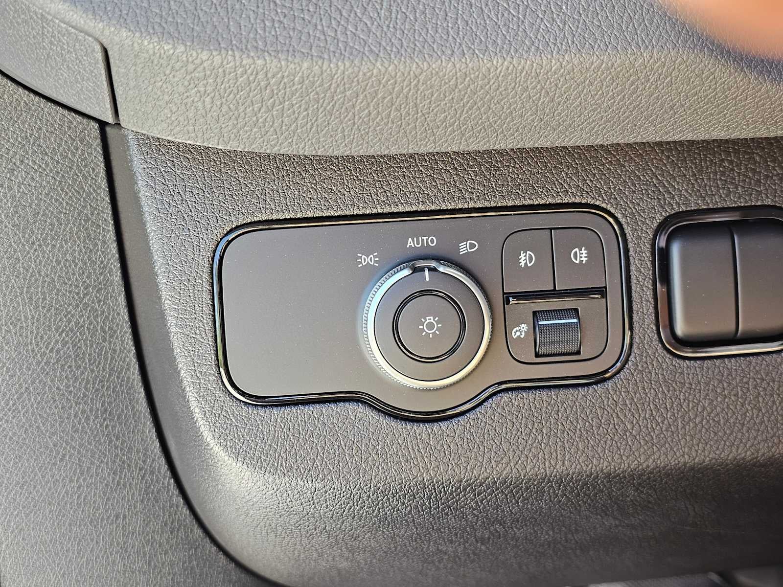 2025 Mercedes-Benz Sprinter Cargo Van 2500 Standard Roof I4 Diesel HO 144 RWD