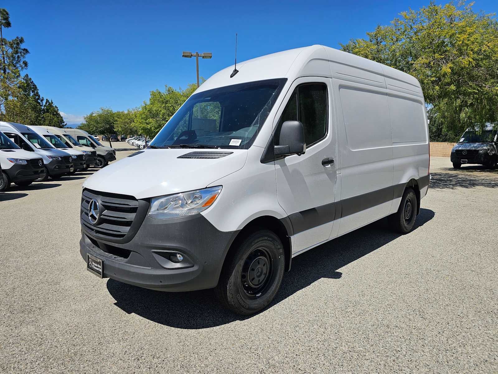 2025 Mercedes-Benz Sprinter Cargo Van 2500 Standard Roof I4 Diesel HO 144 RWD