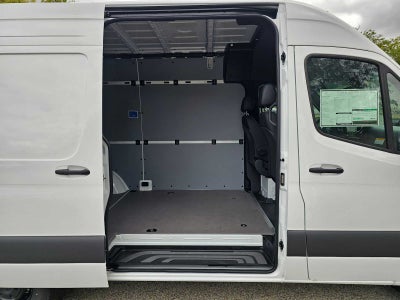 2026 Mercedes-Benz Sprinter 2500 Standard Roof I4 Diesel HO 144 RWD