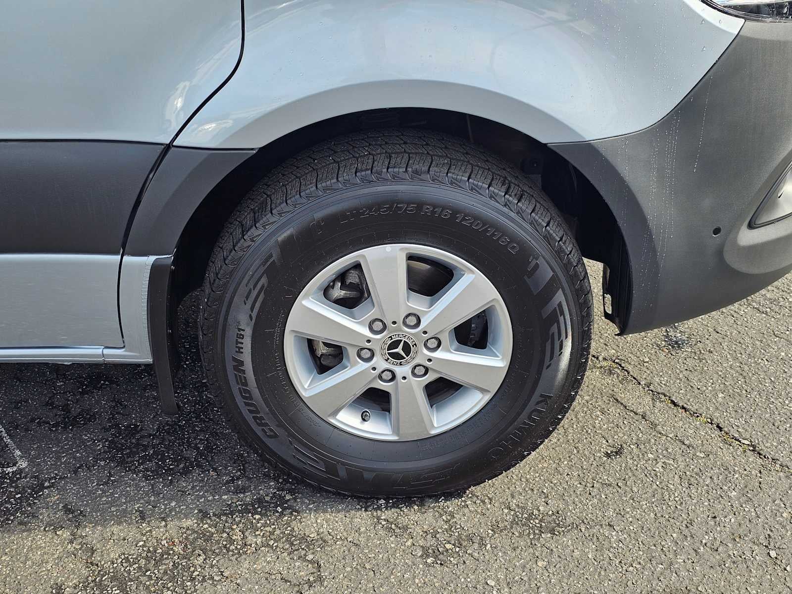 2025 Mercedes-Benz Sprinter Cargo Van 2500 Standard Roof I4 Diesel HO 144 RWD