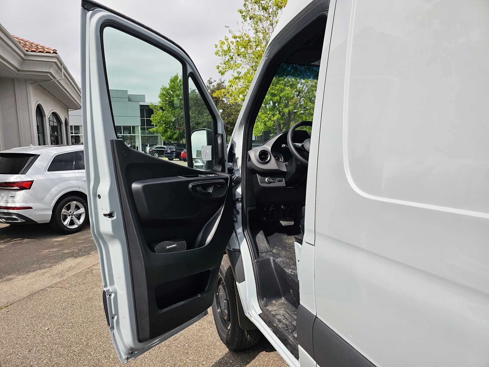 2025 Mercedes-Benz Sprinter Cargo Van 2500 Standard Roof I4 Diesel HO 144 AWD