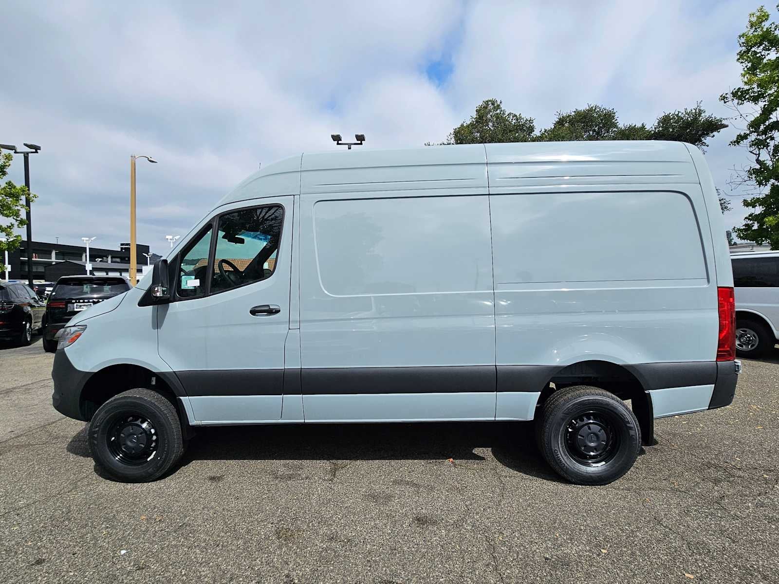 2025 Mercedes-Benz Sprinter Cargo Van 2500 Standard Roof I4 Diesel HO 144 AWD