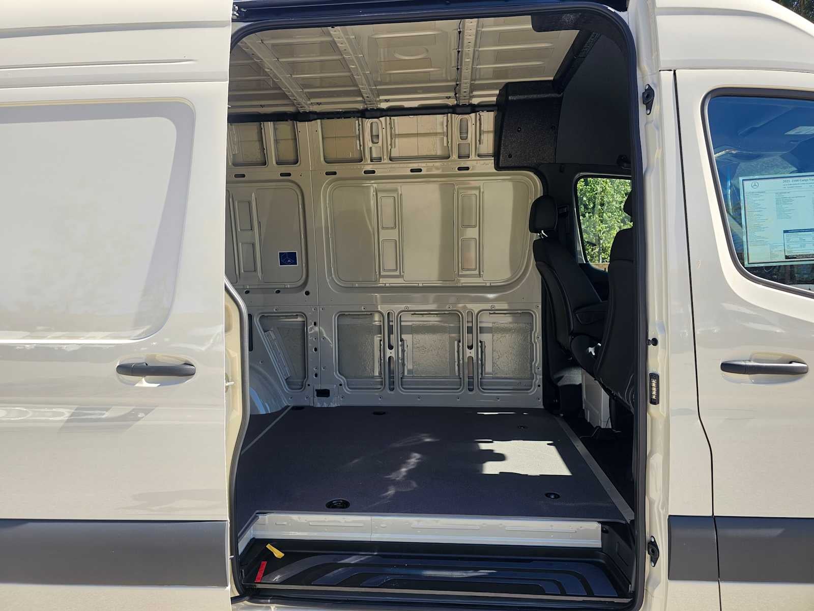 2025 Mercedes-Benz Sprinter Cargo Van 2500 Standard Roof I4 Diesel HO 144" AWD