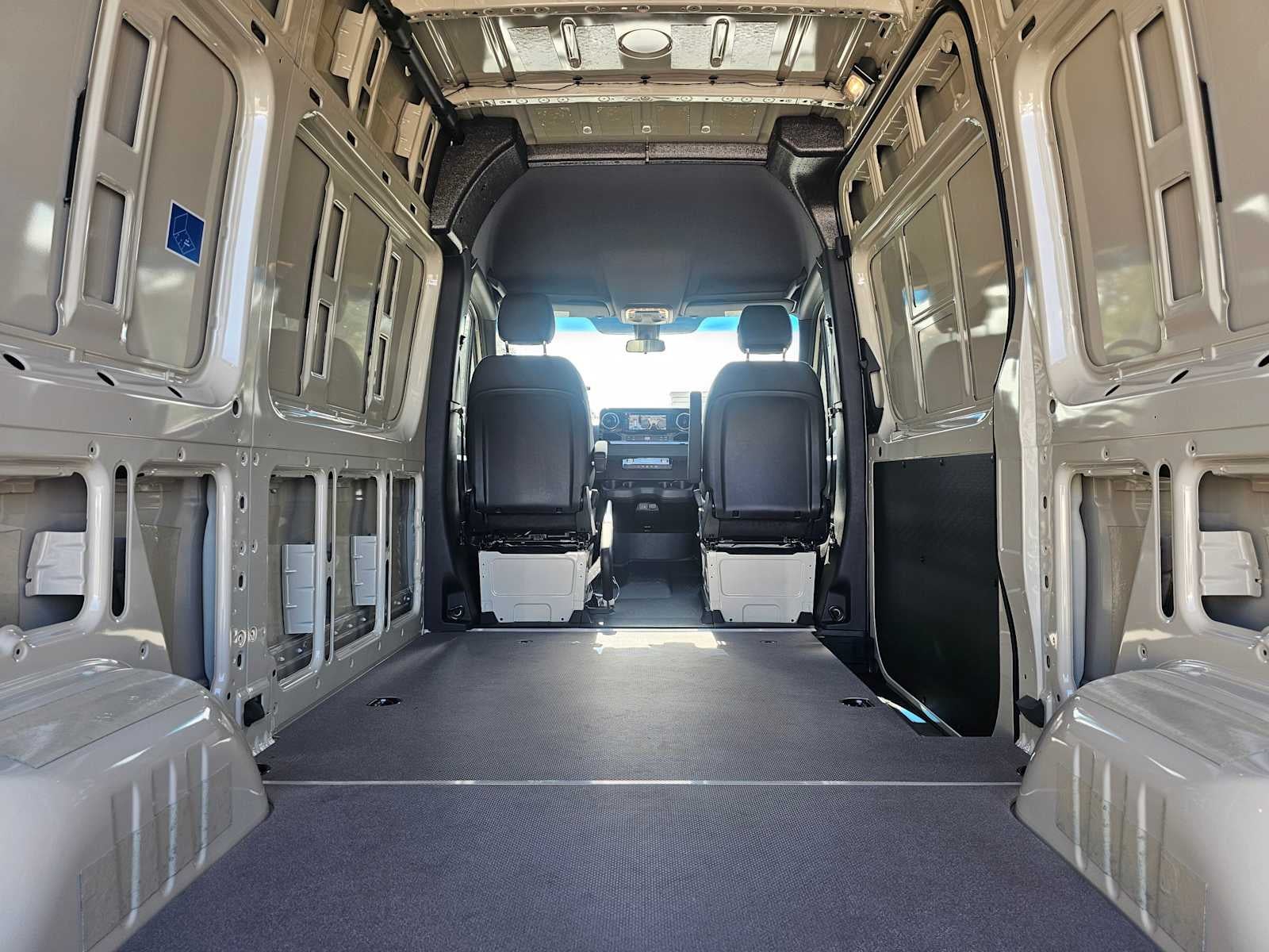 2025 Mercedes-Benz Sprinter Cargo Van 2500 Standard Roof I4 Diesel HO 144 AWD