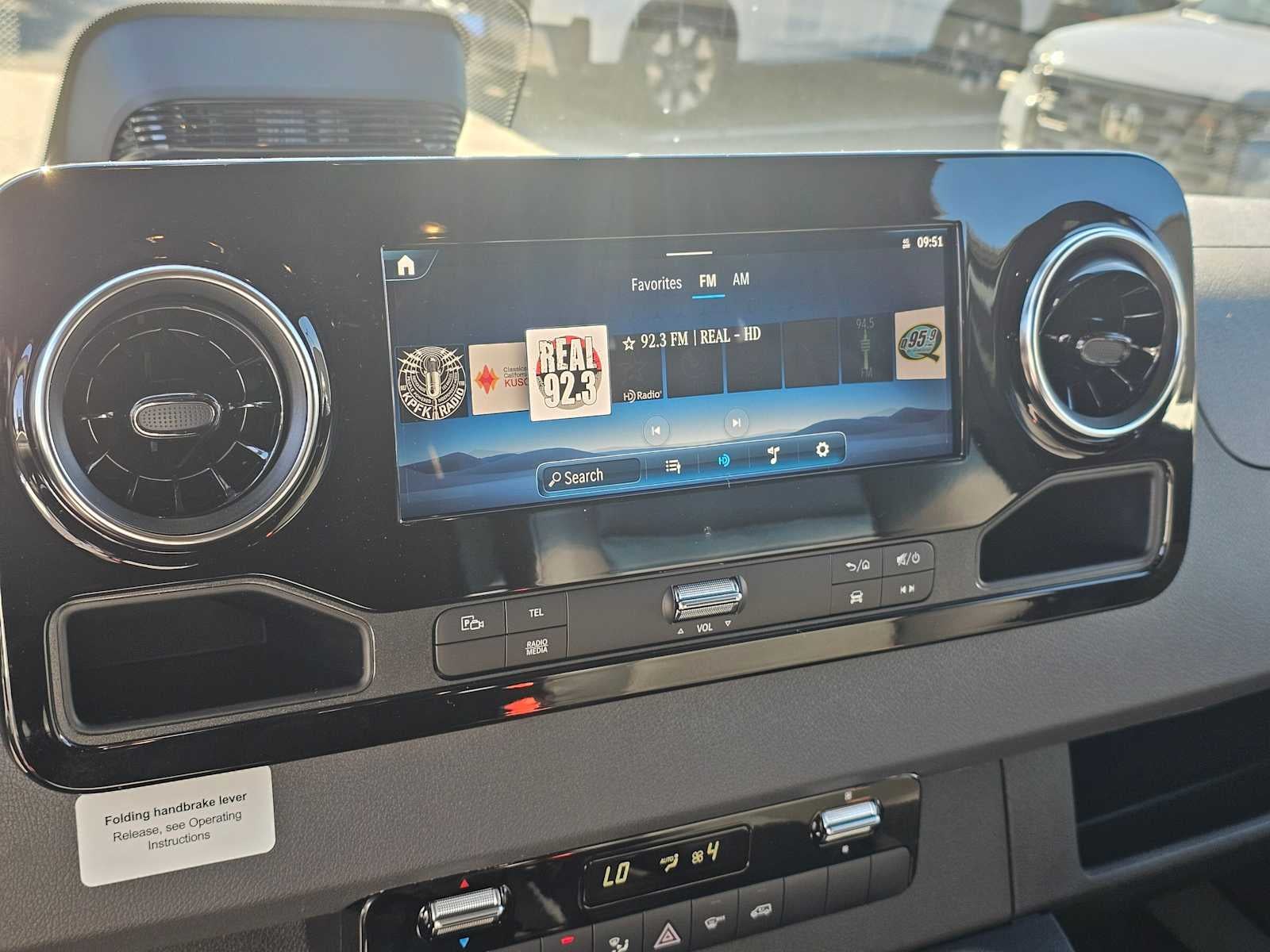 2026 Mercedes-Benz Sprinter 2500 Standard Roof I4 Diesel HO 144 AWD