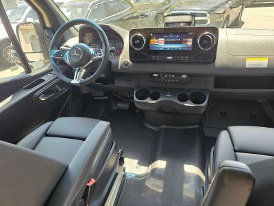 2025 Mercedes-Benz Sprinter Cargo Van 2500 Standard Roof I4 Diesel HO 144 AWD