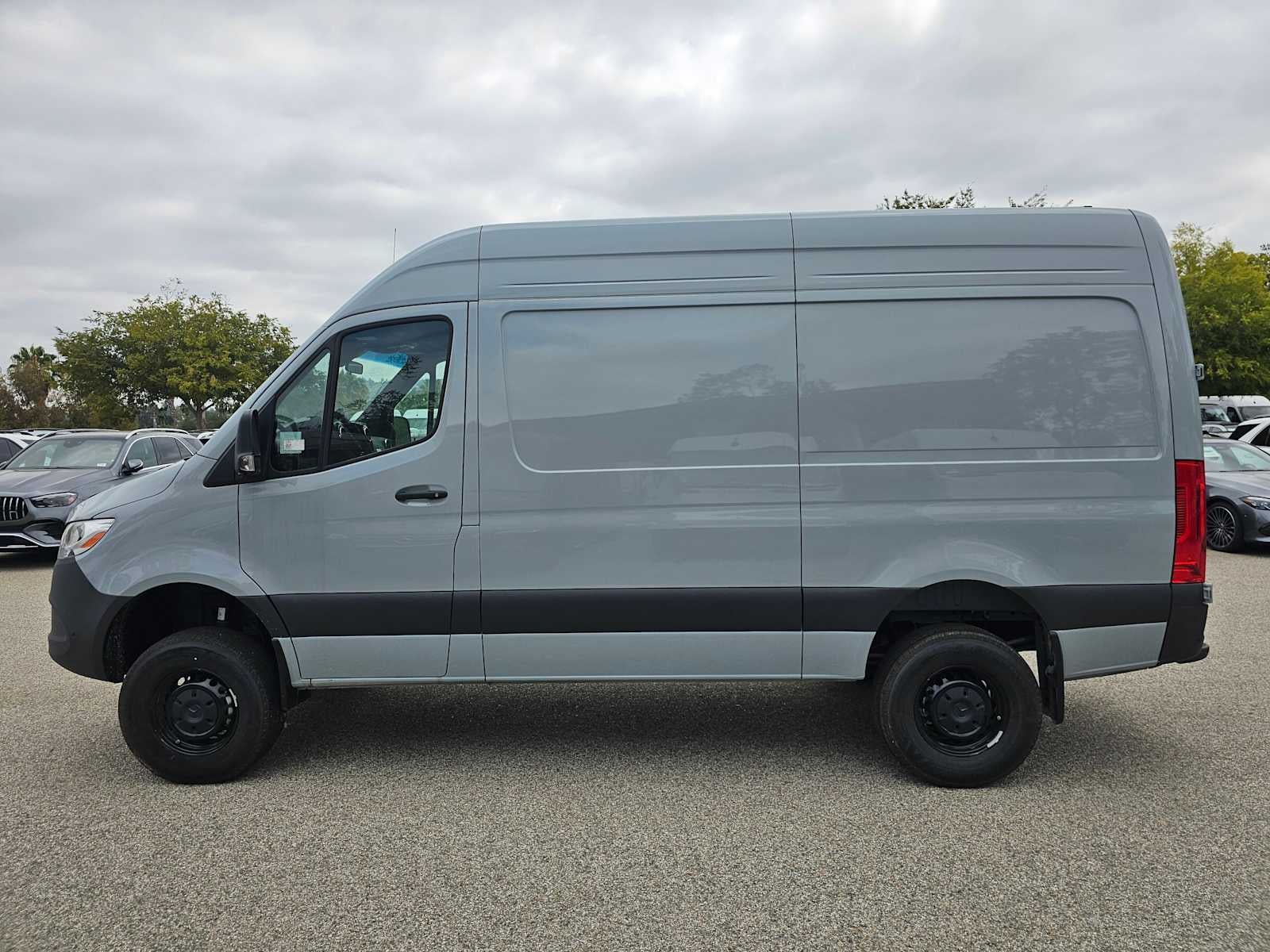 2025 Mercedes-Benz Sprinter Cargo Van 2500 Standard Roof I4 Diesel HO 144 AWD