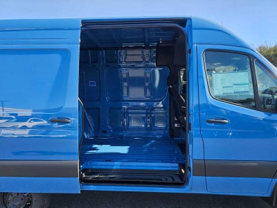 2027 Mercedes-Benz Sprinter Cargo 2500 Standard Roof I4 Diesel HO 144 AWD