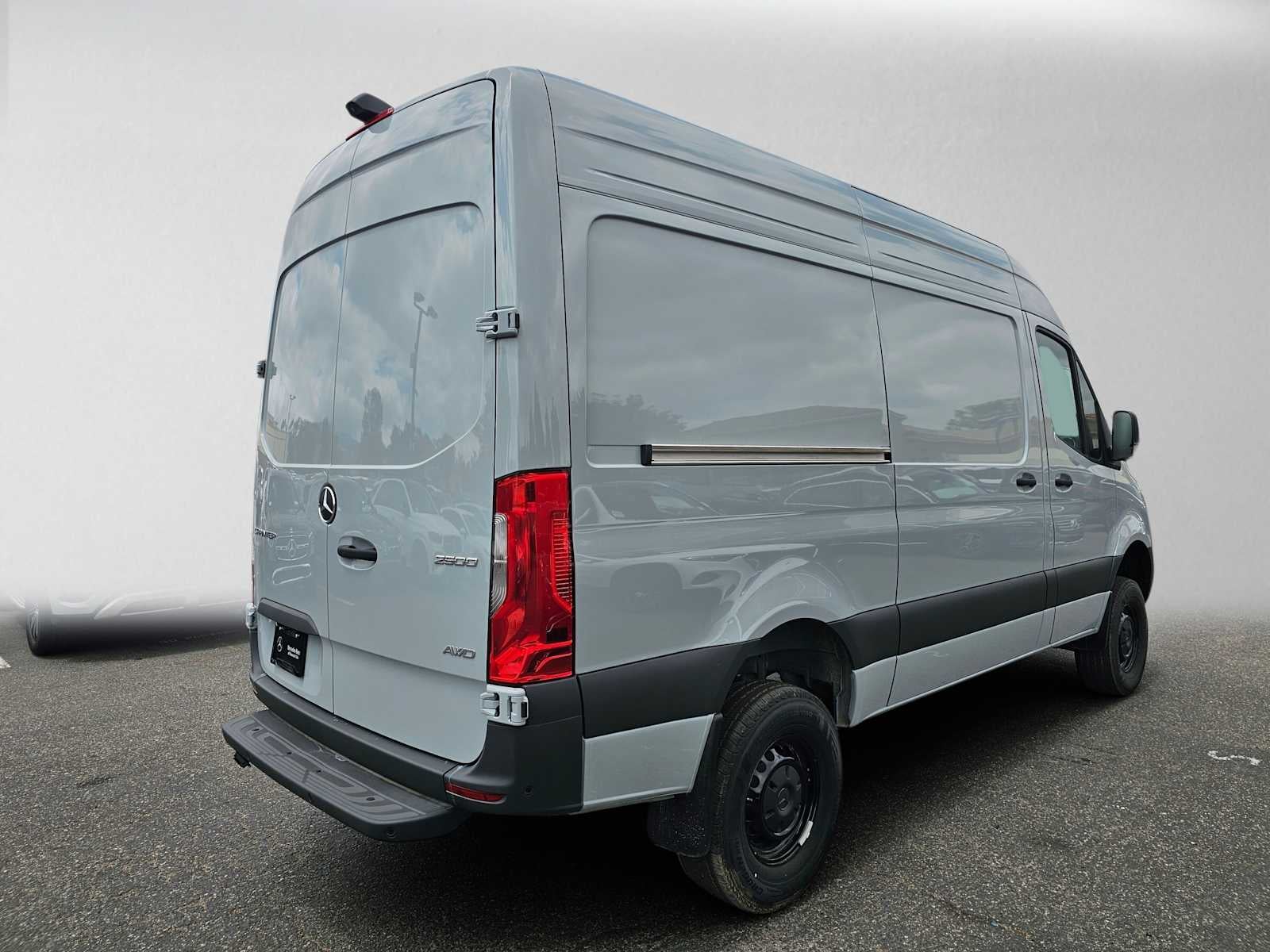 2025 Mercedes-Benz Sprinter Cargo Van 2500 Standard Roof I4 Diesel HO 144 AWD