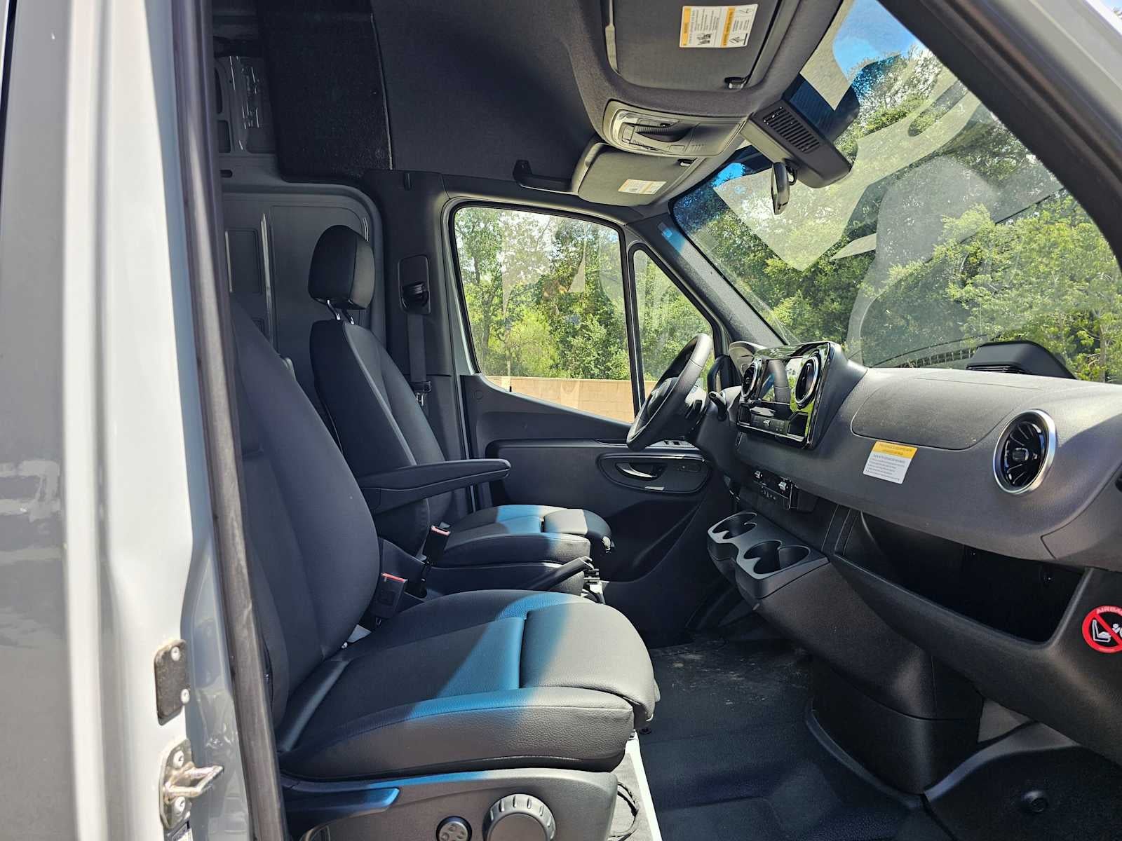 2025 Mercedes-Benz Sprinter Cargo Van 2500 Standard Roof I4 Diesel HO 144 AWD