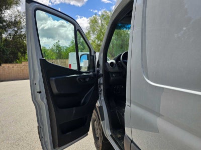 2025 Mercedes-Benz Sprinter Cargo Van 2500 Standard Roof I4 Diesel HO 144 AWD