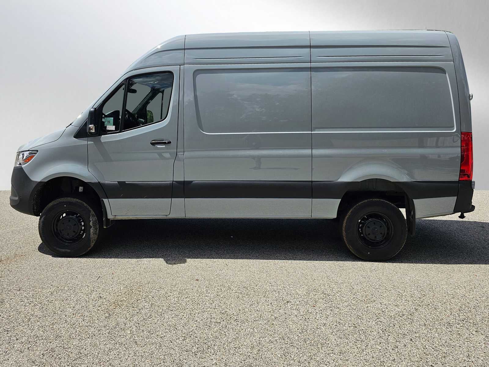 2025 Mercedes-Benz Sprinter Cargo Van 2500 Standard Roof I4 Diesel HO 144 AWD