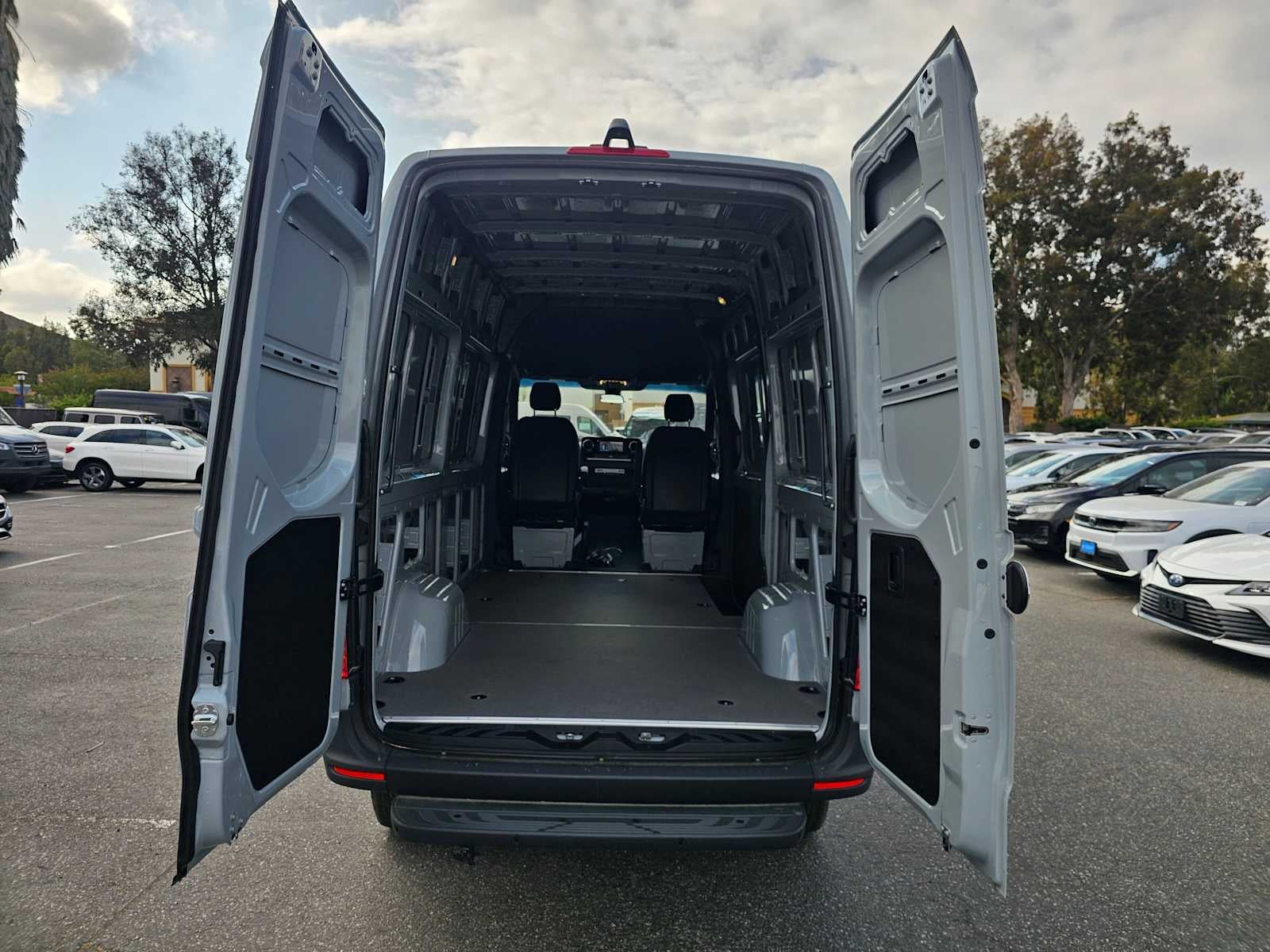 2025 Mercedes-Benz Sprinter Cargo Van 2500 Standard Roof I4 Diesel HO 144 AWD
