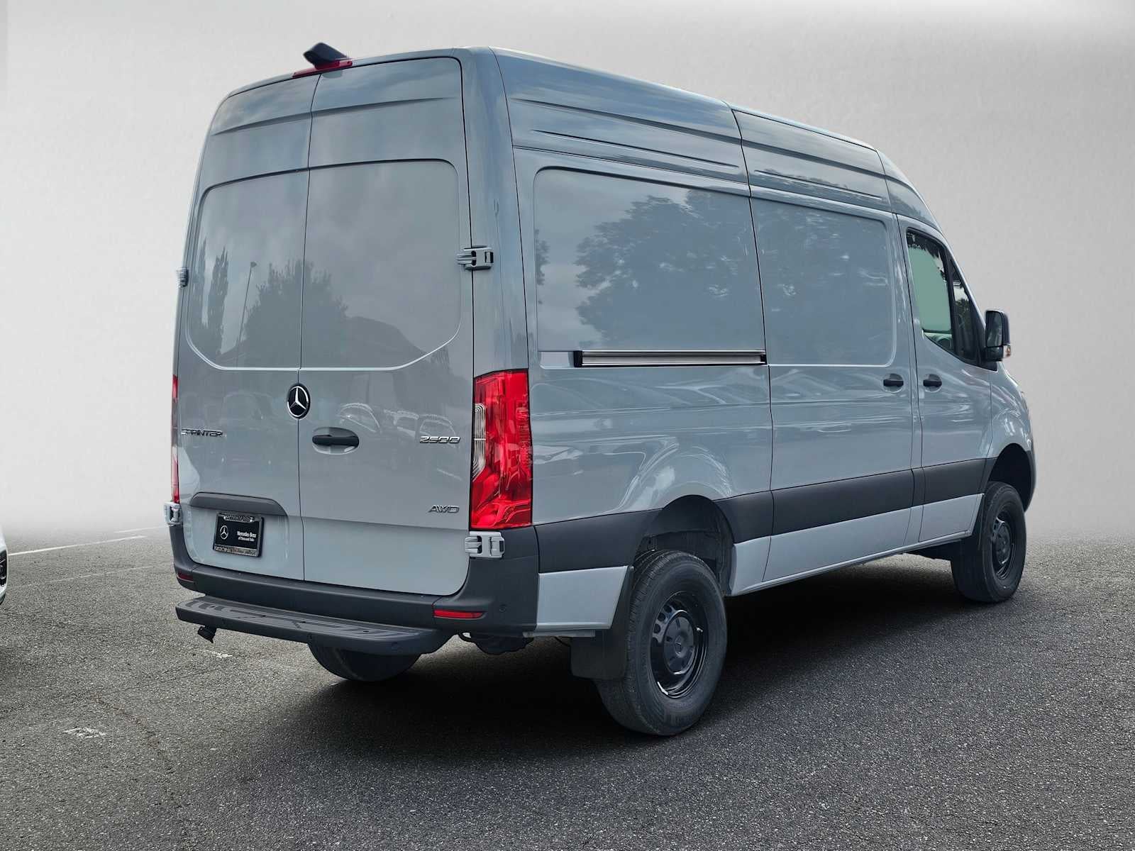 2025 Mercedes-Benz Sprinter Cargo Van 2500 Standard Roof I4 Diesel HO 144 AWD