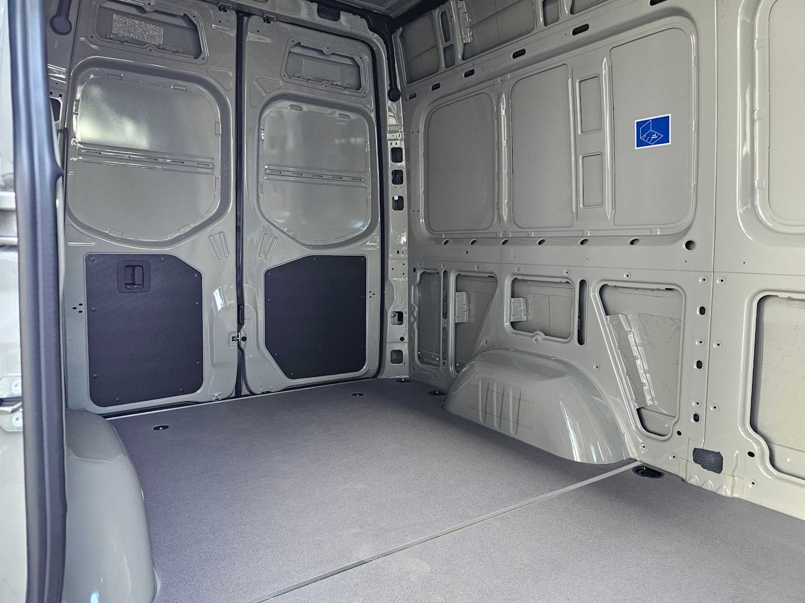 2026 Mercedes-Benz Sprinter 2500 Standard Roof I4 Diesel HO 144 AWD