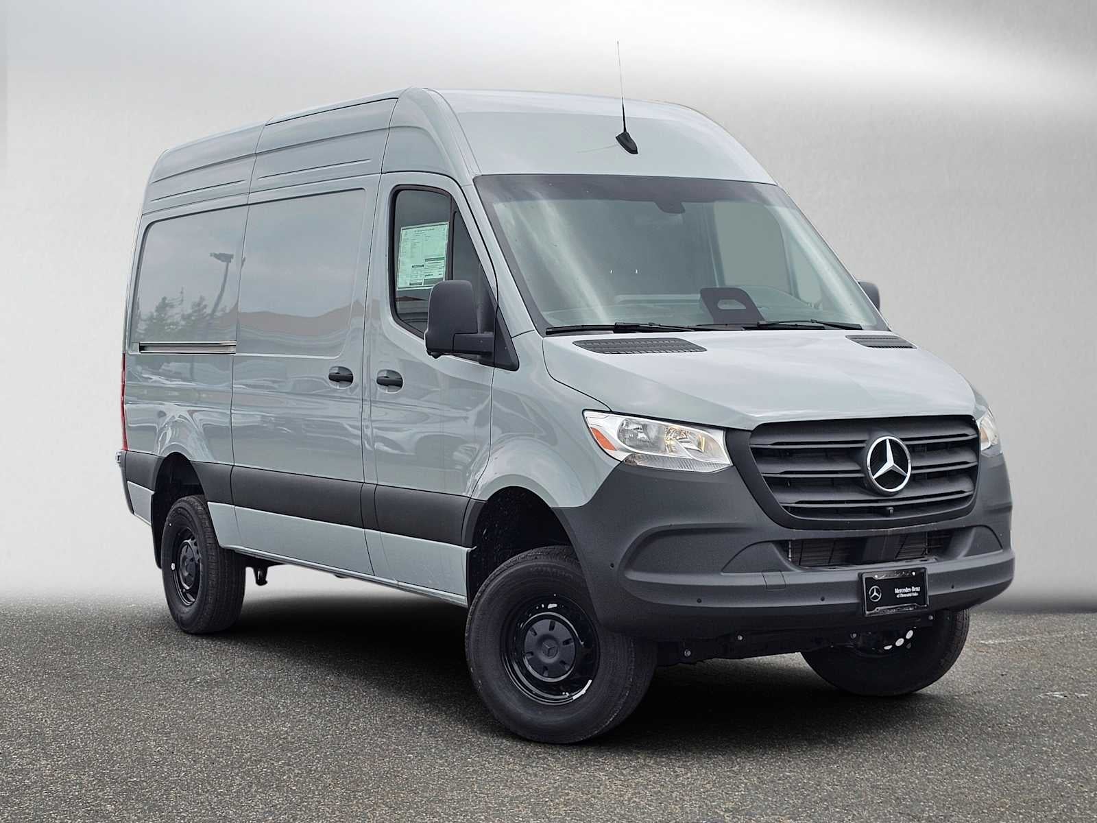 2025 Mercedes-Benz Sprinter Cargo Van 2500 Standard Roof I4 Diesel HO 144 AWD