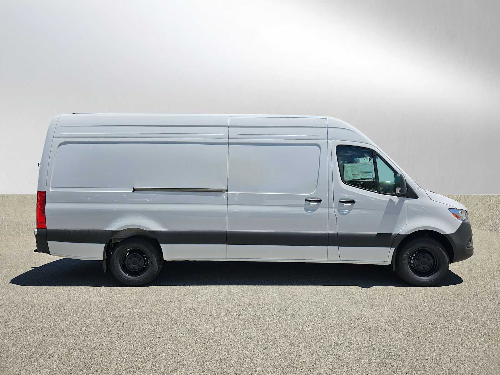 2025 Mercedes-Benz Sprinter Cargo Van 2500 High Roof I4 Diesel HO 170" RWD