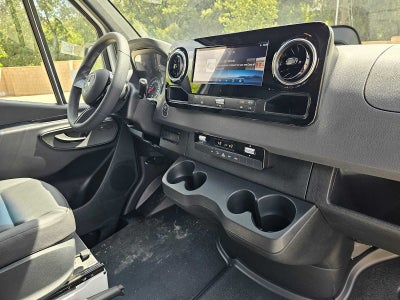 2026 Mercedes-Benz Sprinter 2500 High Roof I4 Diesel HO 170 RWD