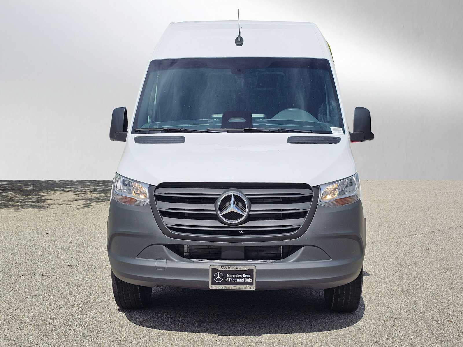 2026 Mercedes-Benz Sprinter 2500 High Roof I4 Diesel HO 170 RWD