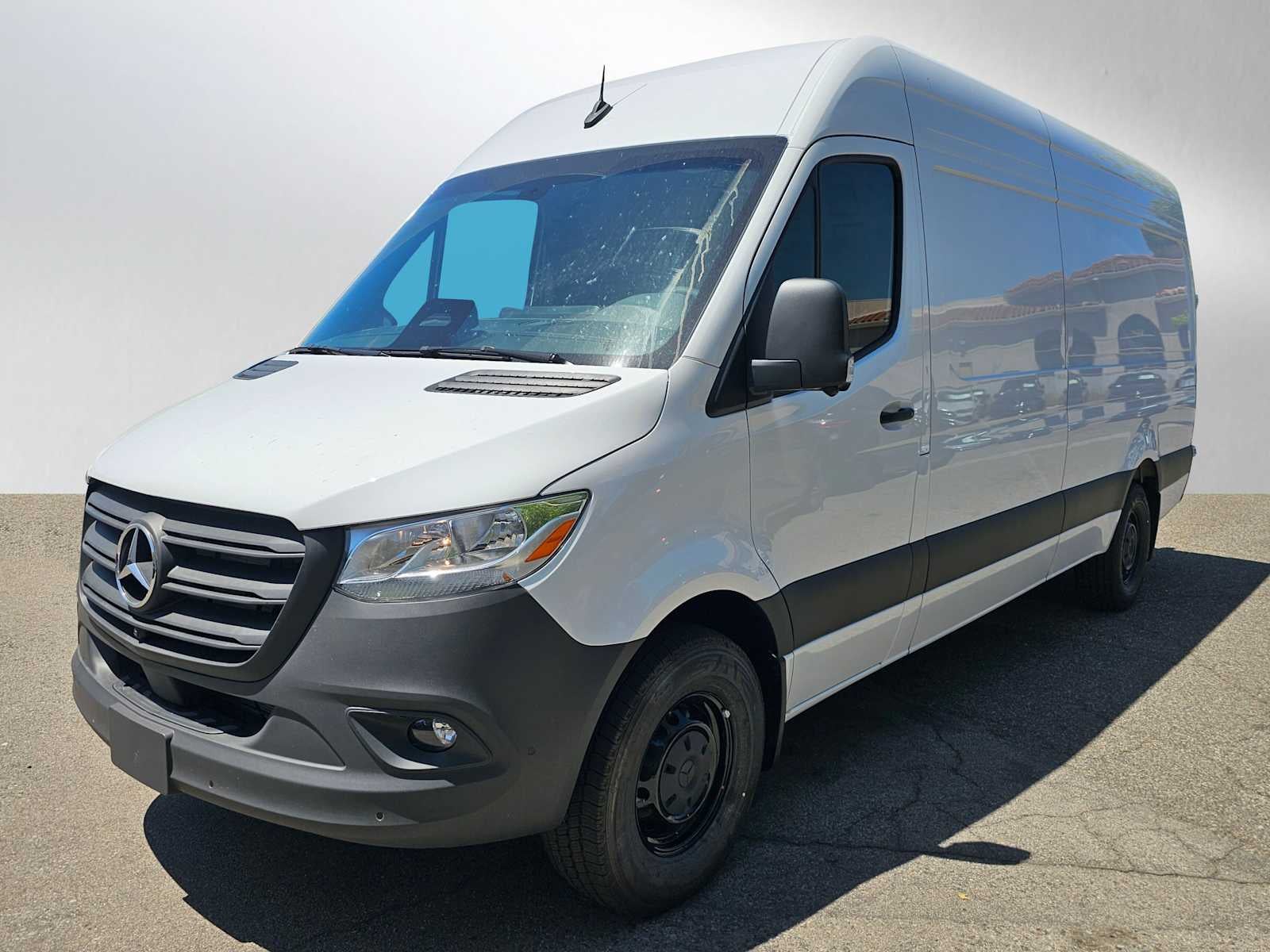 2026 Mercedes-Benz Sprinter 2500 High Roof I4 Diesel HO 170 RWD
