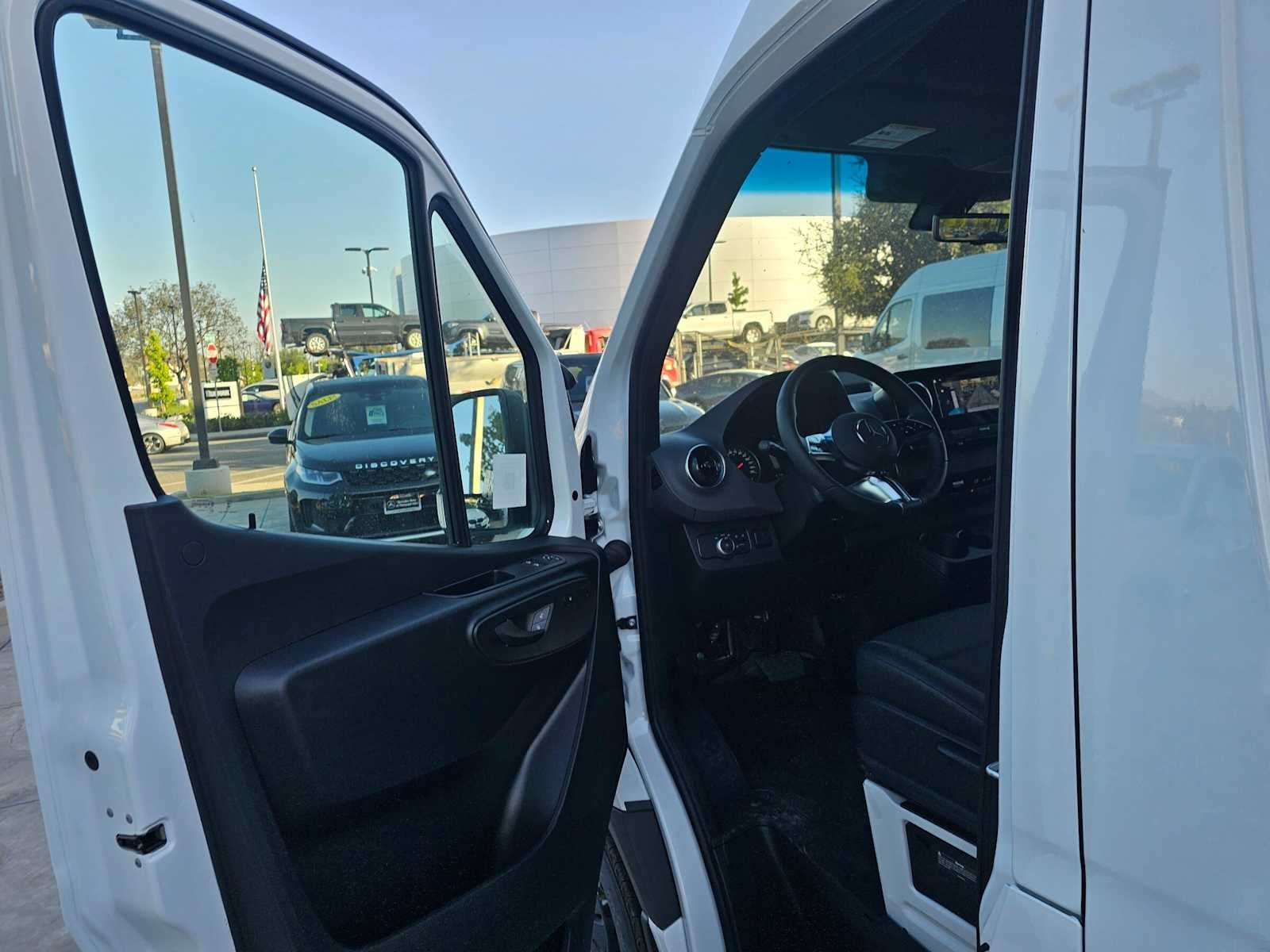 2026 Mercedes-Benz Sprinter 2500 High Roof I4 Diesel HO 170 RWD