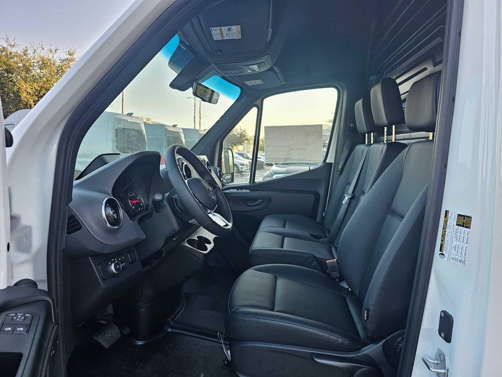 2026 Mercedes-Benz Sprinter 2500 High Roof I4 Diesel HO 170 RWD