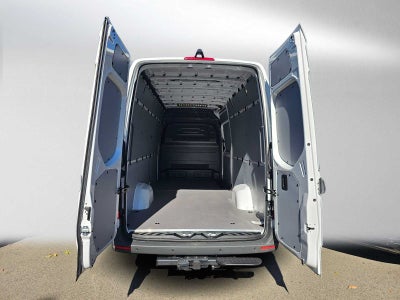2026 Mercedes-Benz Sprinter Cargo 2500 High Roof I4 Diesel HO 170 RWD
