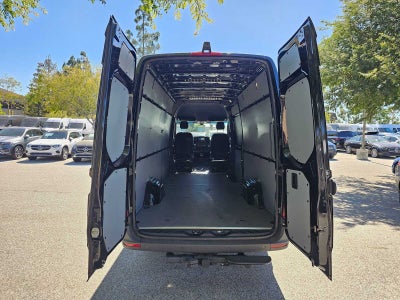 2025 Mercedes-Benz Sprinter Cargo Van 2500 High Roof I4 Diesel HO 170 RWD