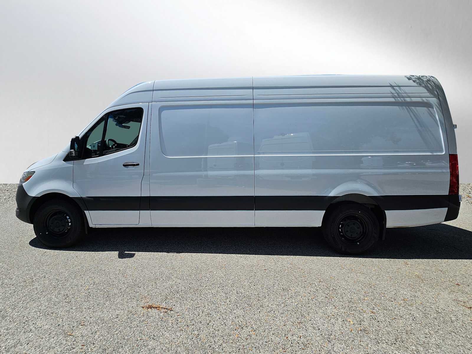 2025 Mercedes-Benz Sprinter Cargo Van 2500 High Roof I4 Diesel HO 170" RWD