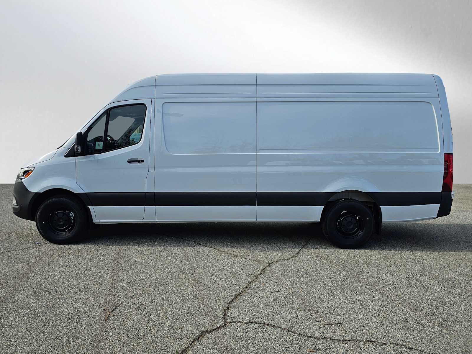 2025 Mercedes-Benz Sprinter Cargo Van 2500 High Roof I4 Diesel HO 170 RWD