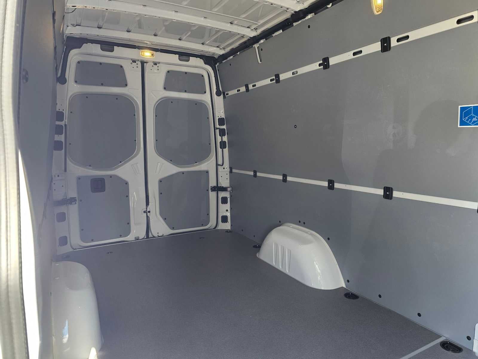 2026 Mercedes-Benz Sprinter Cargo 2500 High Roof I4 Diesel HO 170 RWD