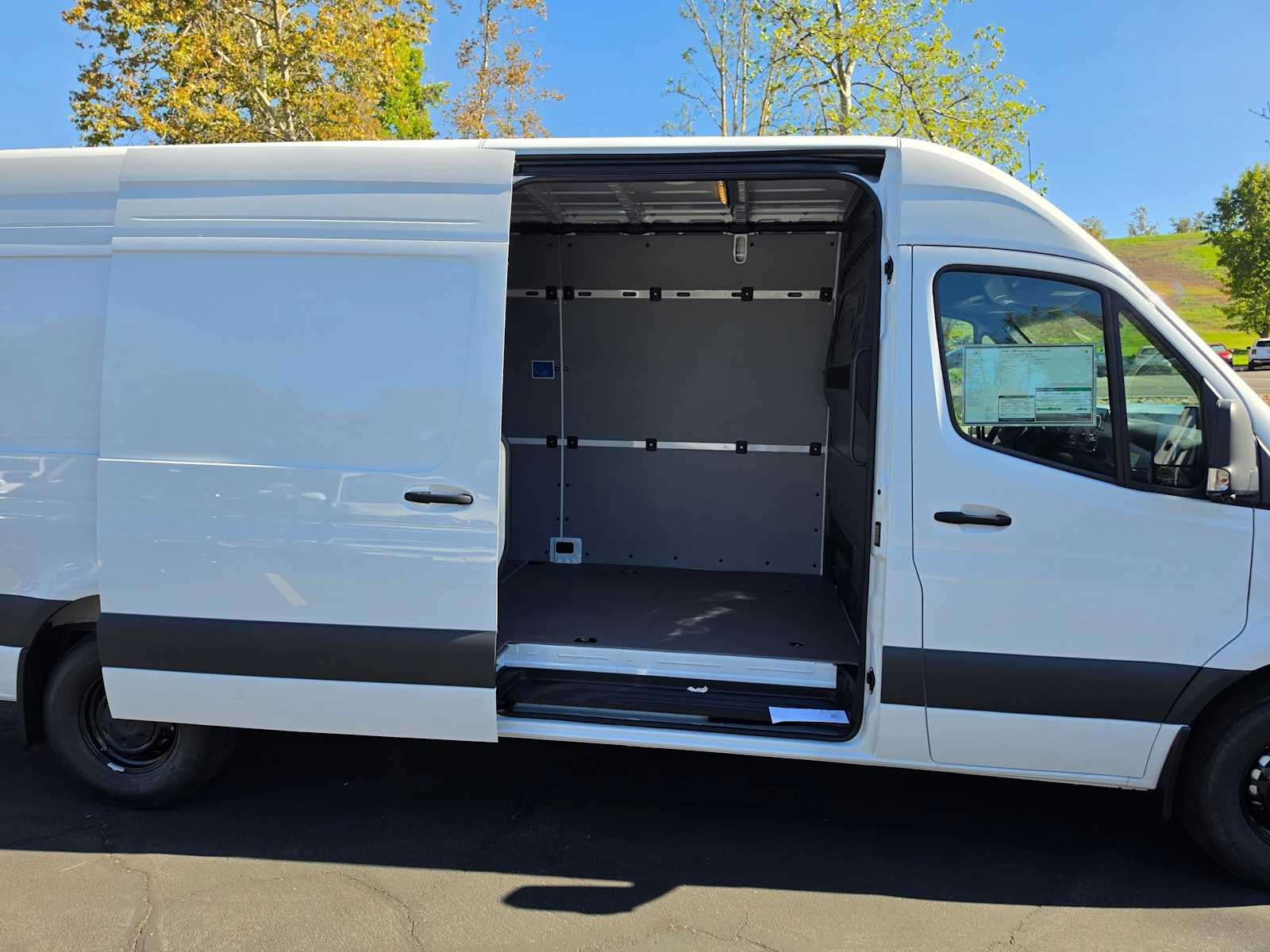 2026 Mercedes-Benz Sprinter Cargo 2500 High Roof I4 Diesel HO 170 RWD