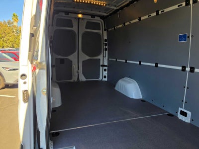 2026 Mercedes-Benz Sprinter Cargo 2500 High Roof I4 Diesel HO 170 RWD