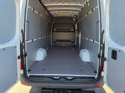 2026 Mercedes-Benz Sprinter Cargo 2500 High Roof I4 Diesel HO 170 RWD