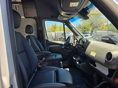 2026 Mercedes-Benz Sprinter 2500 High Roof I4 Diesel HO 170 RWD